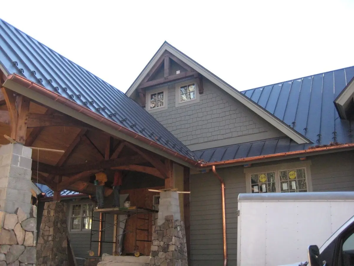 Craftsman Roofing team delivering quality roofing work in Fairfax